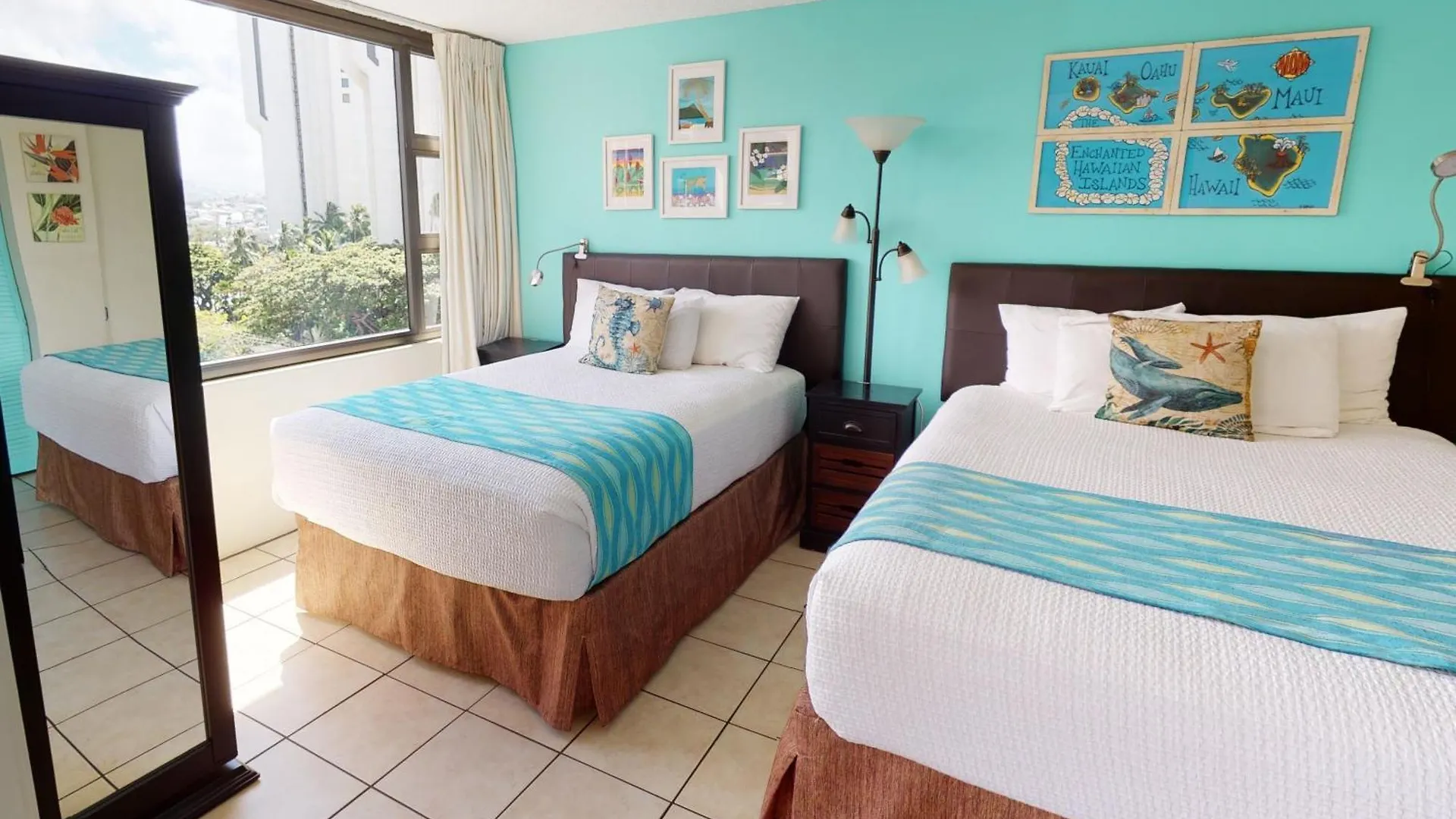 Stylish Waikiki Banyan Condo With Mountain Views, Comfort & Free Parking Honolulu USA