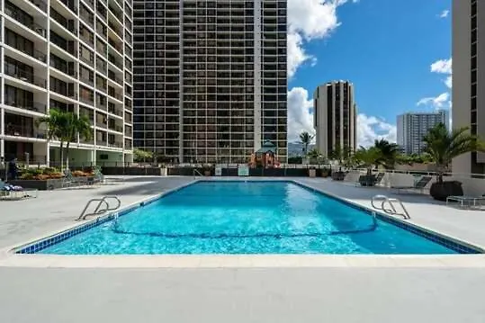 Stylish Waikiki Banyan Condo With Mountain Views, Comfort & Free Parking Honolulu 0*,