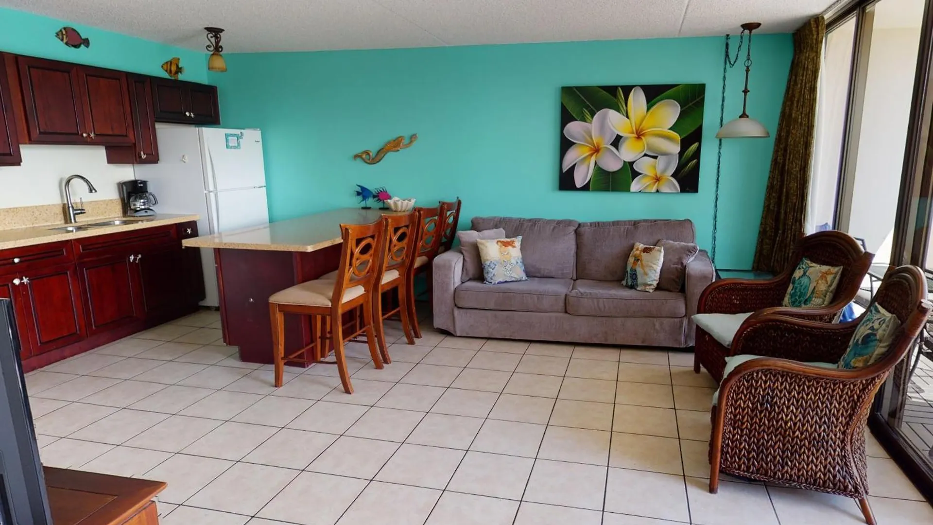 Stylish Waikiki Banyan Condo With Mountain Views, Comfort & Free Parking Honolulu