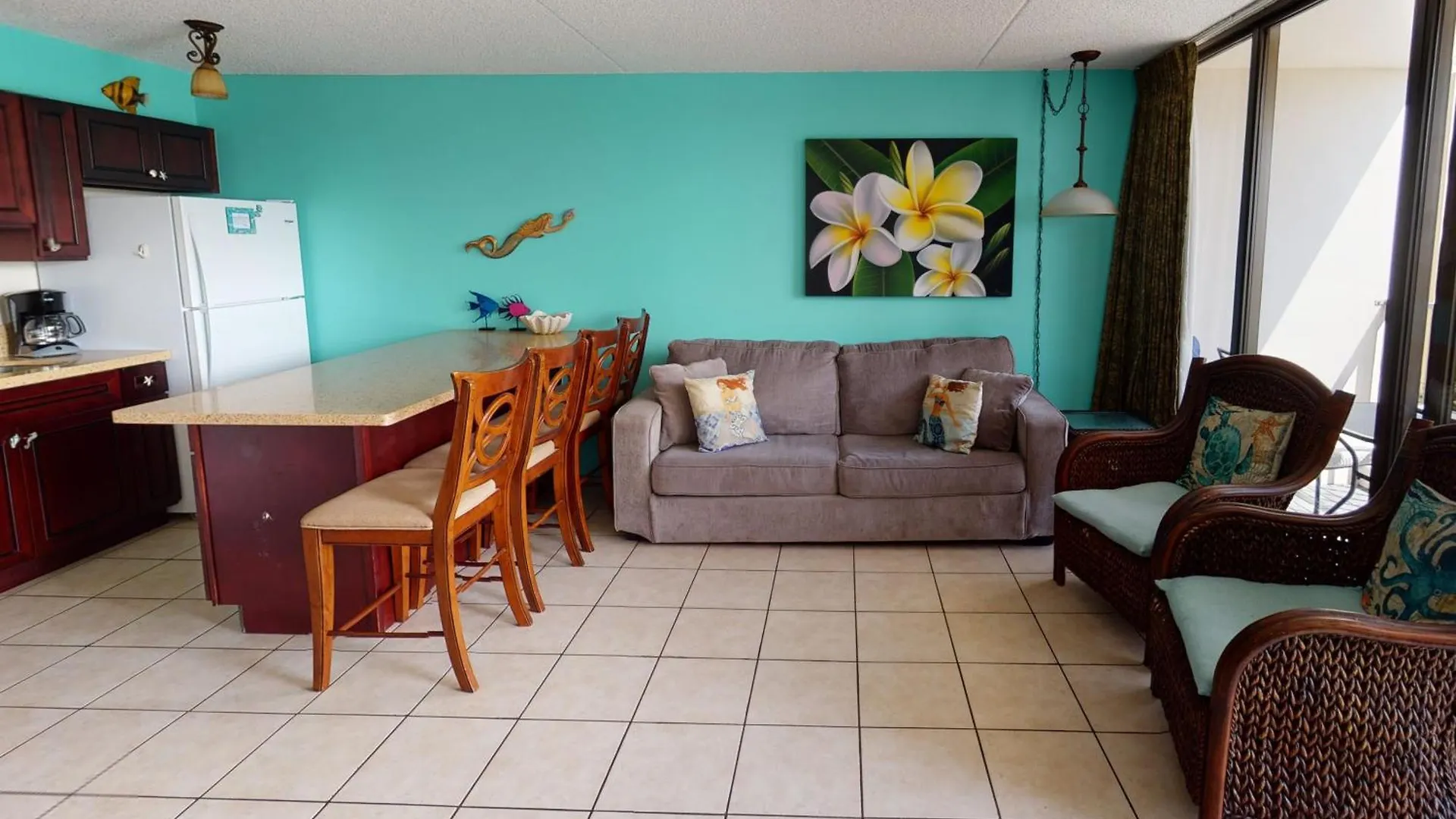 Stylish Waikiki Banyan Condo With Mountain Views, Comfort & Free Parking Honolulu 0*,